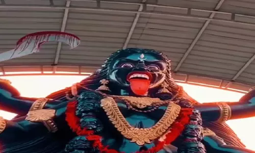 इस मंदिर ने बदला बंगाल का भाग्य, ब्रिटिश सेना से लड़ने के लिए राजा ने पाया था वरदान इस मंदिर ने बदला बंगाल का भाग्य, ब्रिटिश सेना से लड़ने के लिए राजा ने पाया था वरदान