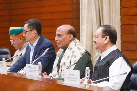 भाजपा ने नई दिल्ली में मणिपुर के विधायकों के साथ बुलाई अहम बैठक भाजपा ने नई दिल्ली में मणिपुर के विधायकों के साथ बुलाई अहम बैठक