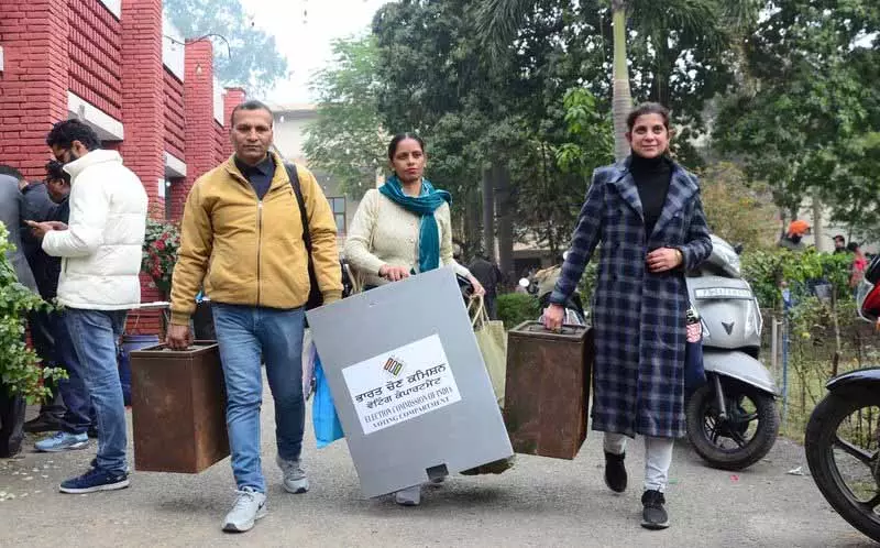 Jalandhar: 8.3 लाख मतदाता 669 उम्मीदवारों का भाग्य तय करेंगे Jalandhar: 8.3 लाख मतदाता 669 उम्मीदवारों का भाग्य तय करेंगे
