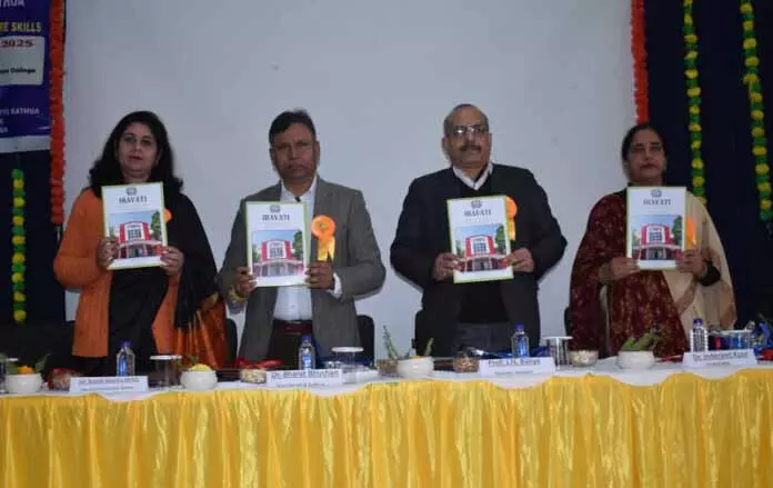 GDC वुमन कठुआ ने NEP के तहत AI इंटीग्रेशन पर राष्ट्रीय सम्मेलन का आयोजन किया GDC वुमन कठुआ ने NEP के तहत AI इंटीग्रेशन पर राष्ट्रीय सम्मेलन का आयोजन किया