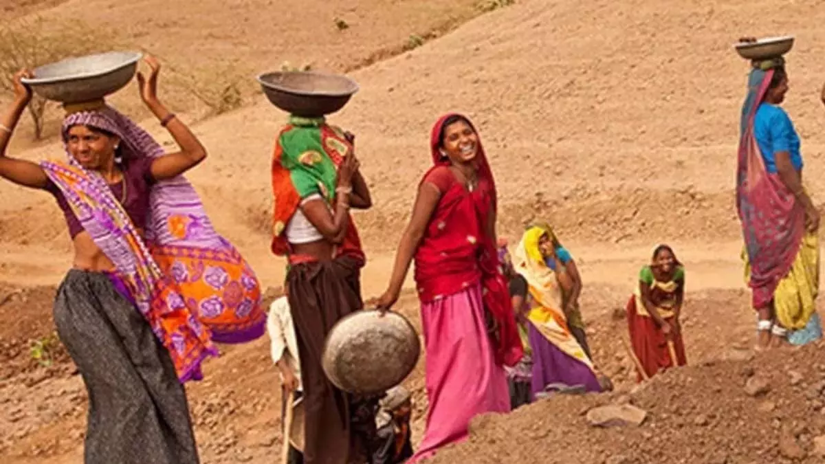 अब युक्त धारा पोर्टल से स्वीकृत होंगे पंचायतों में मनरेगा के कार्य अब युक्त धारा पोर्टल से स्वीकृत होंगे पंचायतों में मनरेगा के कार्य