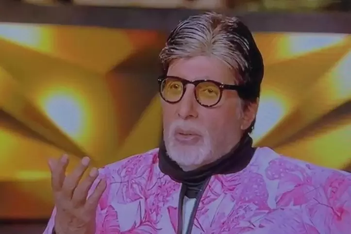 KBC 17 में सिद्धार्थ मल्होत्रा की मौजूदगी से प्रतियोगी हुआ हैरान KBC 17 में सिद्धार्थ मल्होत्रा की मौजूदगी से प्रतियोगी हुआ हैरान