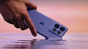 10 हजार तक सस्ता मिल रहा Motorola Edge 50 Pro, Amazon पर धांसू ऑफर 10 हजार तक सस्ता मिल रहा Motorola Edge 50 Pro, Amazon पर धांसू ऑफर