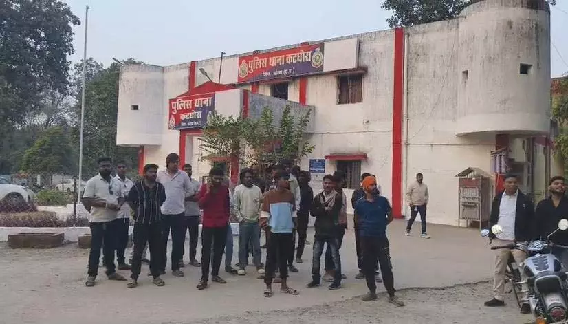 कटघोरा में चंगाई सभा को लेकर विवाद, हिंदू संगठन और ईसाई समुदाय आमने-सामने कटघोरा में चंगाई सभा को लेकर विवाद, हिंदू संगठन और ईसाई समुदाय आमने-सामने