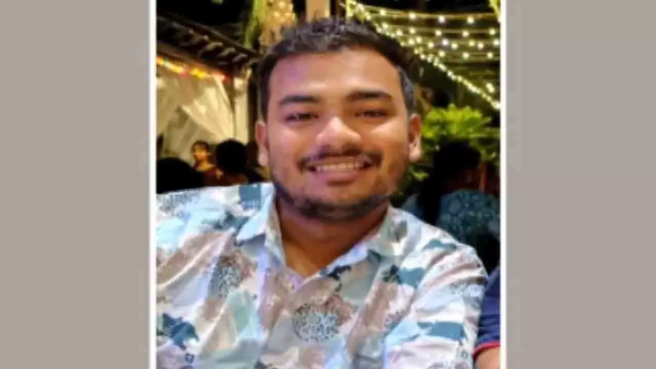 NIT राउरकेला छात्र कन्हाकुंड में बहा, खोज अभियान 19 घंटे से चल रहा NIT राउरकेला छात्र कन्हाकुंड में बहा, खोज अभियान 19 घंटे से चल रहा