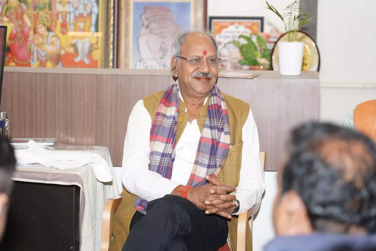 सांसद खेल महोत्सव: खेल, संगठन और समाज को जोड़ने का विराट अभियान: बृजमोहन अग्रवाल सांसद खेल महोत्सव: खेल, संगठन और समाज को जोड़ने का विराट अभियान: बृजमोहन अग्रवाल