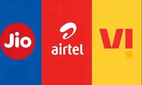 Jio vs Airtel vs Vi: 2GB डेटा वाले प्लान में किसका दम ज्यादा