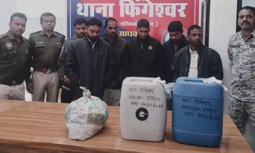 6 शराब तस्कर अरेस्ट, पुलिस की चेकिंग के दौरान दबोचा गया 6 शराब तस्कर अरेस्ट, पुलिस की चेकिंग के दौरान दबोचा गया