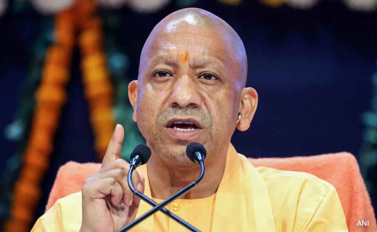 Lucknow: बूथ स्तर पर लड़ाई, SIR के जरिए कार्रवाई: योगी Lucknow: बूथ स्तर पर लड़ाई, SIR के जरिए कार्रवाई: योगी
