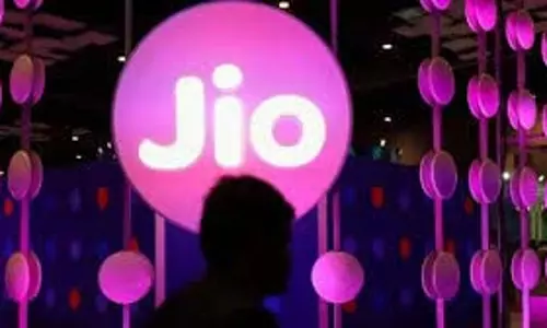 Jio Happy New Year Plan: न्यू ईयर धमाका, लॉन्च हुआ सस्ता प्लान