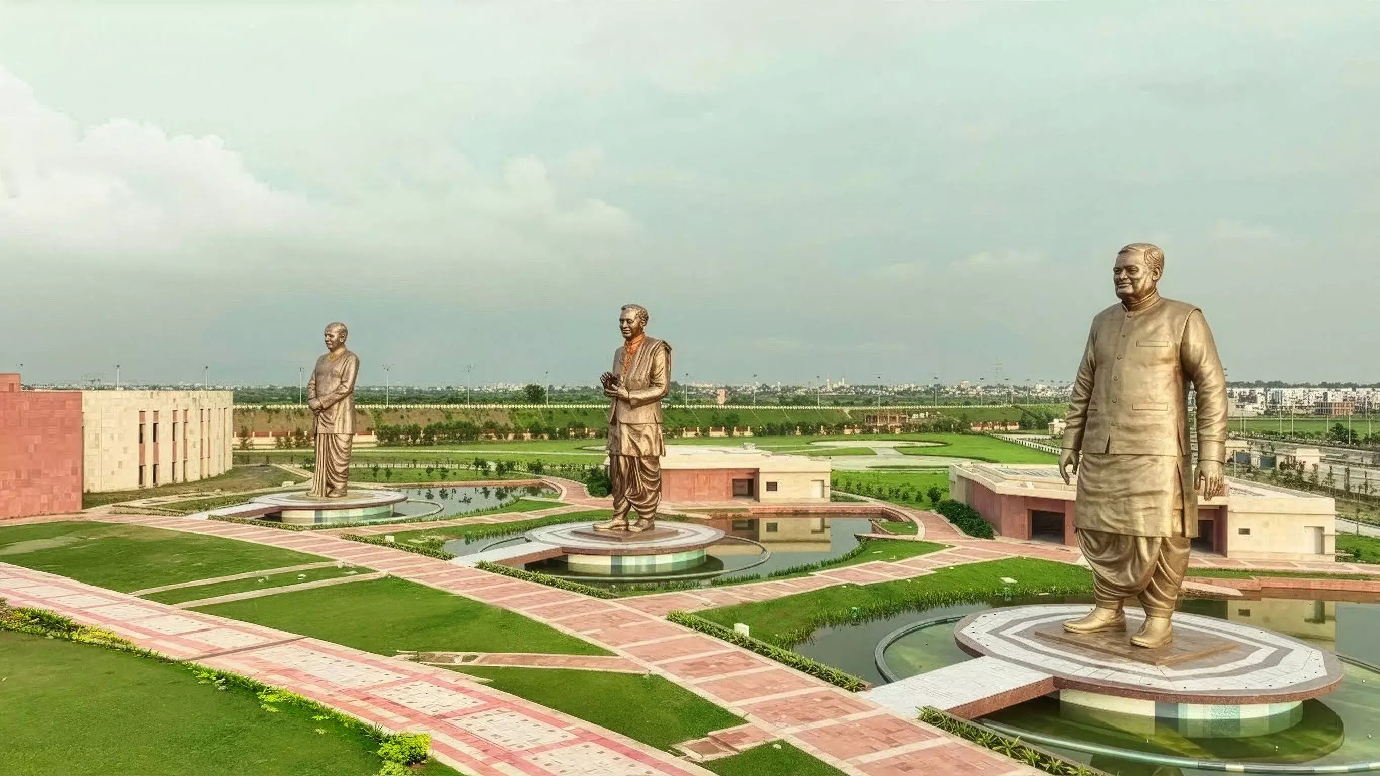 Lucknow में तैयार हुआ आधुनिक राष्ट्र प्रेरणा स्थल, देखें फीचर्स Lucknow में तैयार हुआ आधुनिक राष्ट्र प्रेरणा स्थल, देखें फीचर्स