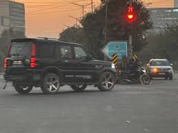 Gurugram के सेक्टर 40 के पास 68 ट्रैफिक सिग्नल बैकअप यूनिट की चाबियां चोरी हो गईं