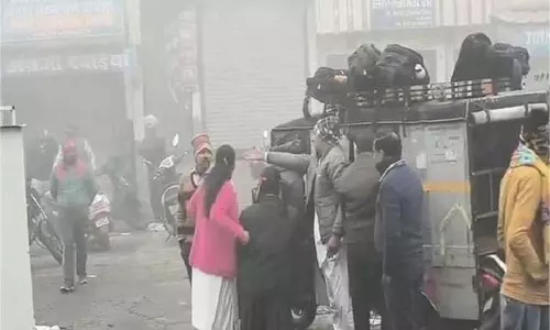 Punjab:सुबह-सुबह स्कूली बच्चों से भरा ऑटो पलटा, मचा कोहराम Punjab:सुबह-सुबह स्कूली बच्चों से भरा ऑटो पलटा, मचा कोहराम