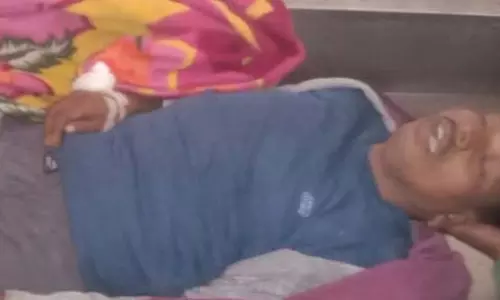 XUV कार ने कुचला, पैर कटने से शिक्षक की मौत XUV कार ने कुचला, पैर कटने से शिक्षक की मौत