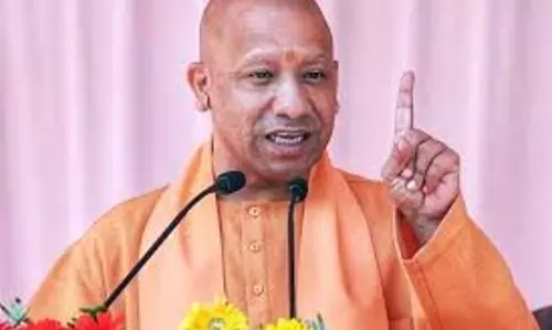 Lucknow: जरूरतमंदों के साथ खड़ी है सरकार: सीएम योगी Lucknow: जरूरतमंदों के साथ खड़ी है सरकार: सीएम योगी