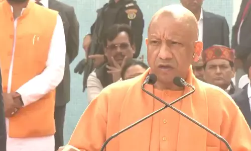 योगी ने Patel को दी श्रद्धांजलि