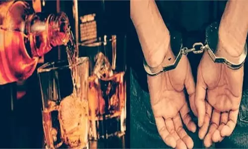 Katihar: कानून व्यवस्था मजबूत, शराब तस्कर सलाखों के पीछे Katihar: कानून व्यवस्था मजबूत, शराब तस्कर सलाखों के पीछे