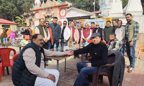Jhorghat में मेडिकल कैंप के दौरान 209 मरीजों की जांच की गई