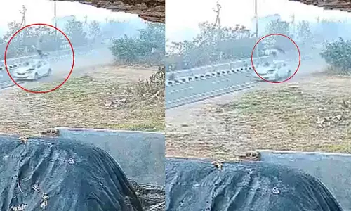 Telangana: मेडक में तेज़ कार ने पैदल आदमी को उछाल दिया