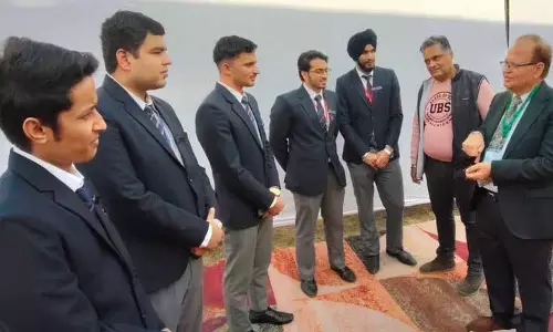 UBS के पूर्व छात्र स्वर्ण जयंती मनाने के लिए इकट्ठा हुए UBS के पूर्व छात्र स्वर्ण जयंती मनाने के लिए इकट्ठा हुए