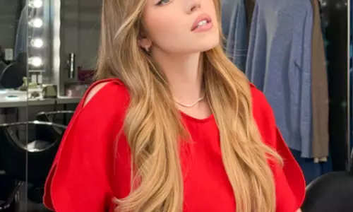 Sydney Sweeney ने ब्रैंडन स्केनार के साथ अपने भरोसे पर खोला राज Sydney Sweeney ने ब्रैंडन स्केनार के साथ अपने भरोसे पर खोला राज