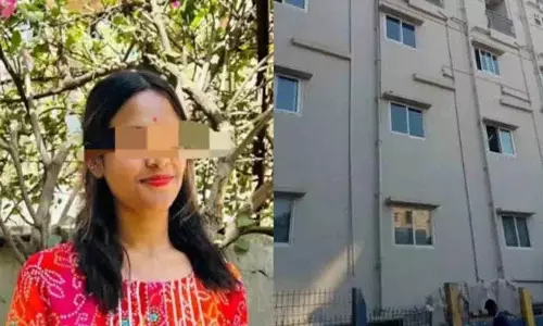 Bengaluru में होटल पार्टी पर छापे के दौरान भागते समय महिला गिरी Bengaluru में होटल पार्टी पर छापे के दौरान भागते समय महिला गिरी