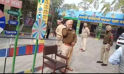 Tarn Taran के काजीकोट गांव में आप और शिअद कार्यकर्ताओं के बीच झड़प की खबर है