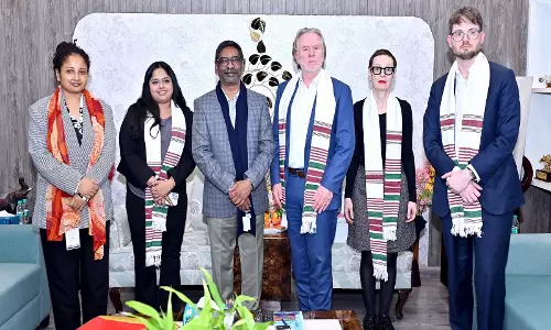 Hemant Soren ने ऑस्ट्रेलियाई उच्चायुक्त से की मुलाकात Hemant Soren ने ऑस्ट्रेलियाई उच्चायुक्त से की मुलाकात