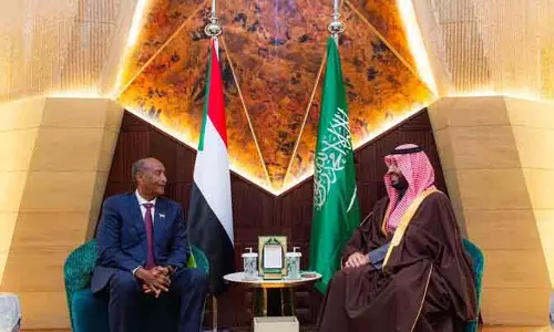 सऊदी क्राउन प्रिंस ने Sudan की सुरक्षा और स्थिरता पर की चर्चा सऊदी क्राउन प्रिंस ने Sudan की सुरक्षा और स्थिरता पर की चर्चा