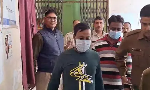 Shalbani में खुदाई के दौरान कारतूस मिले, जिससे उत्साह फैल गया Shalbani में खुदाई के दौरान कारतूस मिले, जिससे उत्साह फैल गया