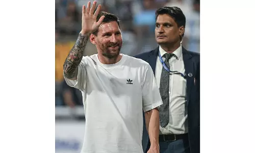 अनंत अंबानी मेस्सी और Suarez की मेजबानी करेंगे अनंत अंबानी मेस्सी और Suarez की मेजबानी करेंगे