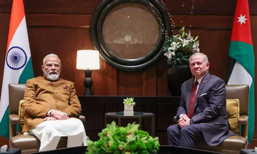 भारत–जॉर्डन द्विपक्षीय व्यापार 5 अरब डॉलर तक बढ़ाने का लक्ष्य: पीएम मोदी भारत–जॉर्डन द्विपक्षीय व्यापार 5 अरब डॉलर तक बढ़ाने का लक्ष्य: पीएम मोदी