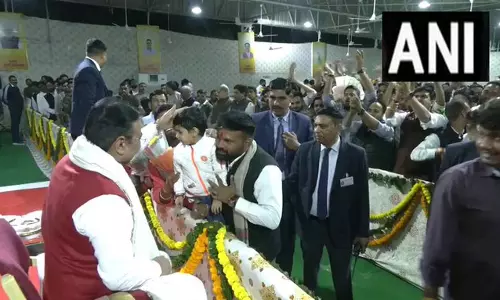मुख्यमंत्री भजनलाल शर्मा के जन्मदिन पर शुभकामनाओं का लगा तांता, आवास पर उमड़ा जनसैलाब मुख्यमंत्री भजनलाल शर्मा के जन्मदिन पर शुभकामनाओं का लगा तांता, आवास पर उमड़ा जनसैलाब
