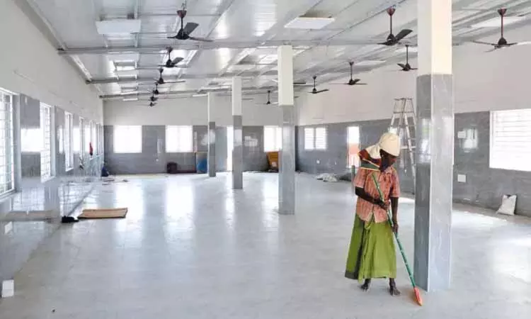 Chennai कॉर्पोरेशन महीने के आखिर तक मरीना बीच पर बेघर लोगों के लिए नाइट शेल्टर खोलेगा Chennai कॉर्पोरेशन महीने के आखिर तक मरीना बीच पर बेघर लोगों के लिए नाइट शेल्टर खोलेगा