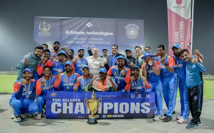 इंडियन डेफ क्रिकेट टीम ने दुबई को 3-0 से हराया इंडियन डेफ क्रिकेट टीम ने दुबई को 3-0 से हराया