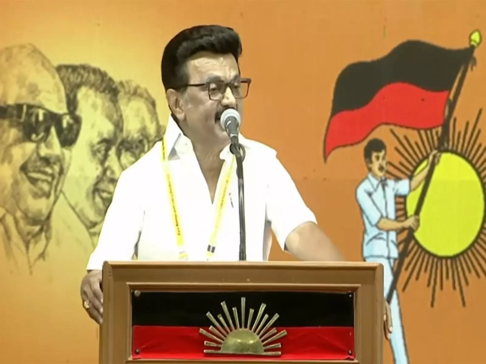 Stalin ने युवाओं से मॉडल 2.0 में नेतृत्व मांगा Stalin ने युवाओं से मॉडल 2.0 में नेतृत्व मांगा