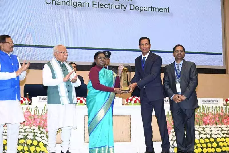 Chandigarh: ऊर्जा संरक्षण और दक्षता में चंडीगढ़ देश में सबसे आगे है Chandigarh: ऊर्जा संरक्षण और दक्षता में चंडीगढ़ देश में सबसे आगे है