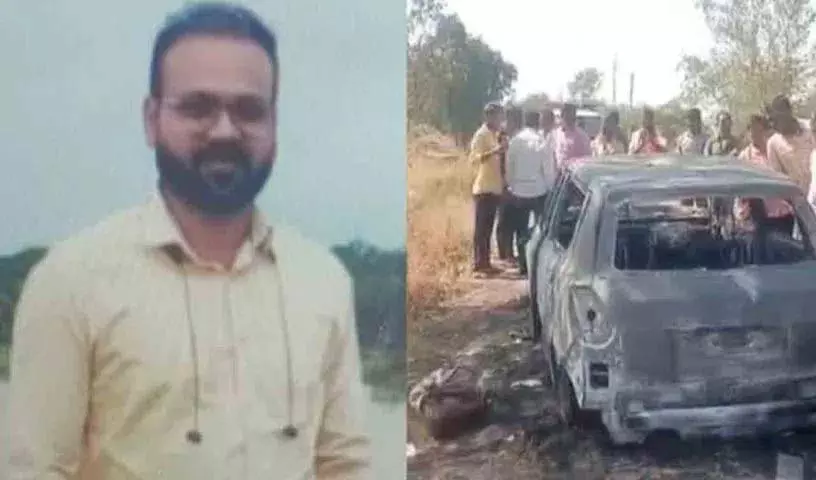 Maharashtra में कार के अंदर एक शख्स को जिंदा जलाया गया, शव बोरी में भरा हुआ मिला Maharashtra में कार के अंदर एक शख्स को जिंदा जलाया गया, शव बोरी में भरा हुआ मिला