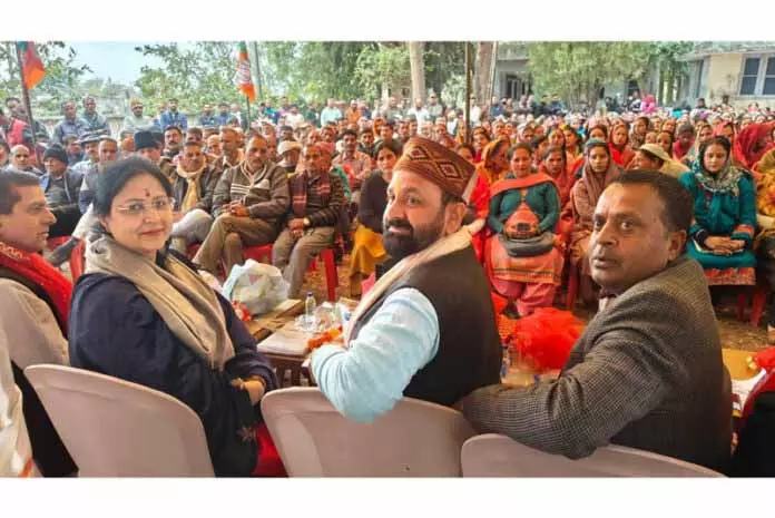 सभी स्वदेशी उत्पाद अपनाएं, भारत को आत्मनिर्भर बनाएं: Sanjita Dogra सभी स्वदेशी उत्पाद अपनाएं, भारत को आत्मनिर्भर बनाएं: Sanjita Dogra