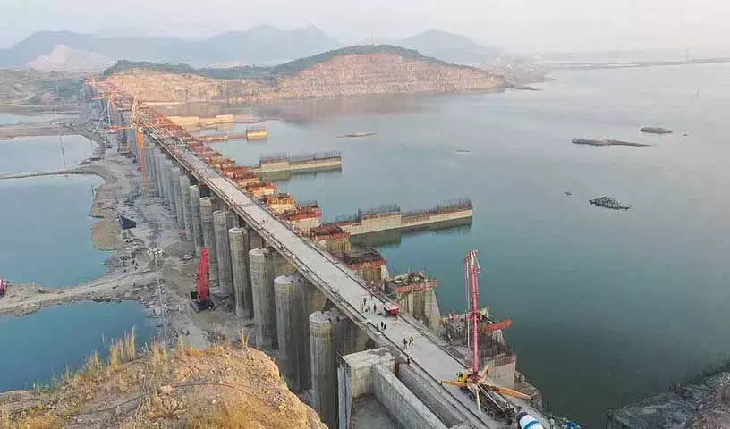 जल शक्ति मंत्रालय,केंद्र ने अभी तक Godavari-Banacherla प्रोजेक्ट पर अंतिम फैसला नहीं लिया है जल शक्ति मंत्रालय,केंद्र ने अभी तक Godavari-Banacherla प्रोजेक्ट पर अंतिम फैसला नहीं लिया है