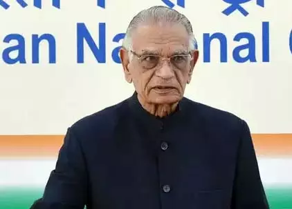 छत्तीसगढ़ विधानसभा में पूर्व लोकसभा अध्यक्ष शिवराज पाटिल को दी गई श्रद्धांजलि छत्तीसगढ़ विधानसभा में पूर्व लोकसभा अध्यक्ष शिवराज पाटिल को दी गई श्रद्धांजलि