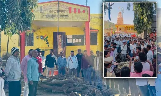 Gram Panchayat के पास कब्रिस्तान के लिए ज़मीन हड़पने का मामला संघर्ष के बाद सुलझा लिया गया Gram Panchayat के पास कब्रिस्तान के लिए ज़मीन हड़पने का मामला संघर्ष के बाद सुलझा लिया गया