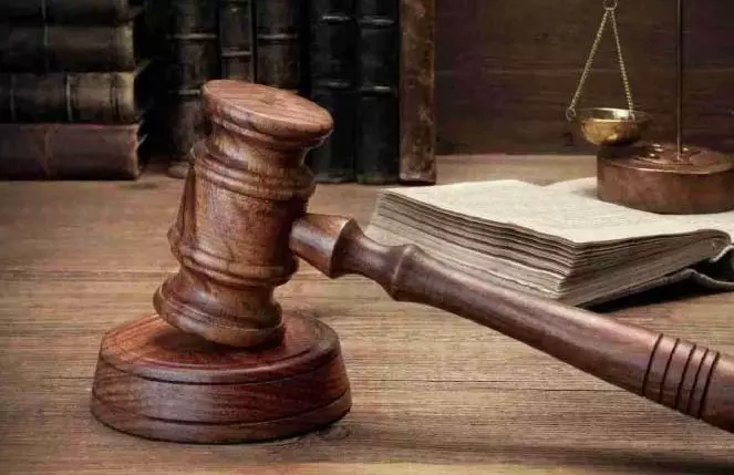 काम में देरी के लिए निर्माण विभाग को फटकार; High Court ने मांगा स्पष्टीकरण काम में देरी के लिए निर्माण विभाग को फटकार; High Court ने मांगा स्पष्टीकरण