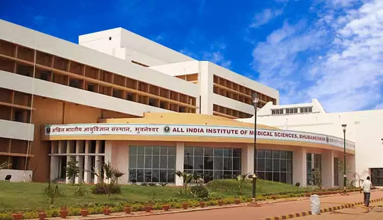 नायगढ़ में नाबालिग गर्लफ्रेंड की हत्या के बाद AIIMS-भुवनेश्वर में युवक की मौत नायगढ़ में नाबालिग गर्लफ्रेंड की हत्या के बाद AIIMS-भुवनेश्वर में युवक की मौत
