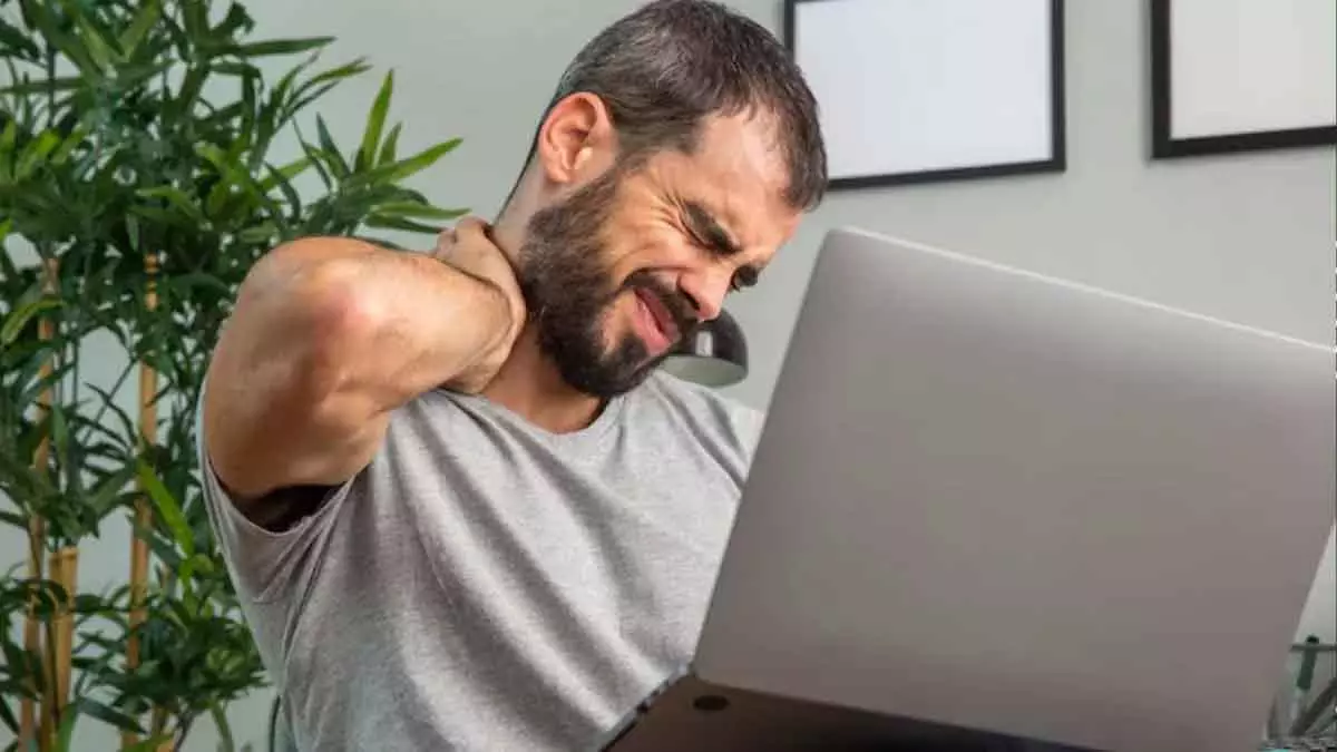 Muscle का दर्द: सिर्फ थकान नहीं, शरीर का अलार्म Muscle का दर्द: सिर्फ थकान नहीं, शरीर का अलार्म