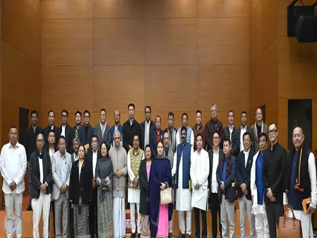 मणिपुर कांग्रेस ने भाजपा विधायकों की दिल्ली बैठक पर कसा तंज, बताया ‘क्रैश कोर्स’ मणिपुर कांग्रेस ने भाजपा विधायकों की दिल्ली बैठक पर कसा तंज, बताया ‘क्रैश कोर्स’
