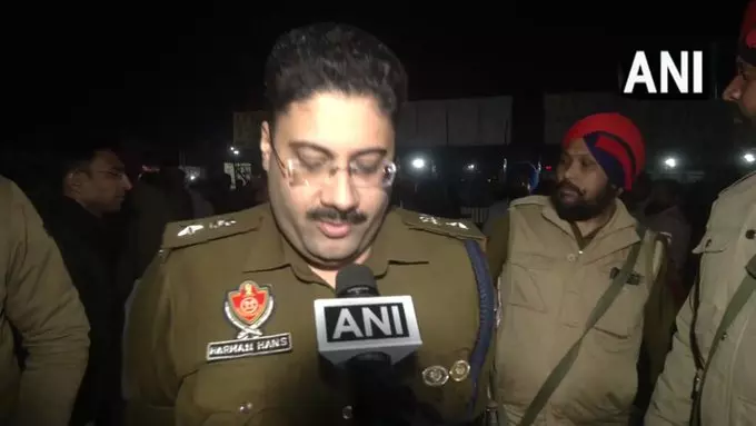 सोहाना में कबड्डी मैच के दौरान फायरिंग, खिलाड़ी राणा बालाचौरी गंभीर रूप से घायल सोहाना में कबड्डी मैच के दौरान फायरिंग, खिलाड़ी राणा बालाचौरी गंभीर रूप से घायल