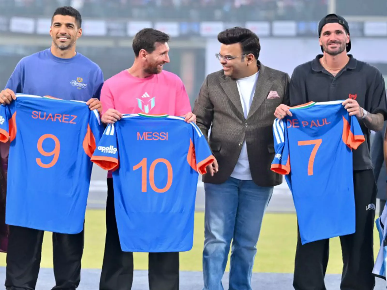 BCCI ने लियोनेल मेस्सी के दिल्ली कार्यक्रम की कुछ झलकियाँ साझा कीं BCCI ने लियोनेल मेस्सी के दिल्ली कार्यक्रम की कुछ झलकियाँ साझा कीं
