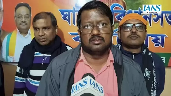घटाल में 50 लोग टीएमसी छोड़ भाजपा में शामिल, विधायक शीतल कपाट का दावा घटाल में 50 लोग टीएमसी छोड़ भाजपा में शामिल, विधायक शीतल कपाट का दावा