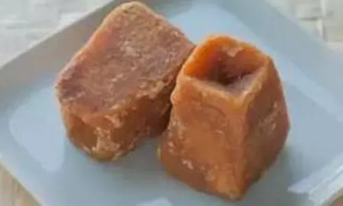 Cough Home Remedies: गुड़ खाने से कफ कैसे साफ होता है,यहां जानिए तरीका Cough Home Remedies: गुड़ खाने से कफ कैसे साफ होता है,यहां जानिए तरीका